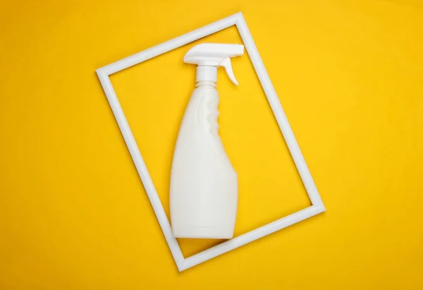 Bottle Spray Washing Windows Yellow Background White Frame Top View — Stock Photo, Image