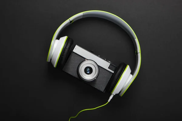 Stylish Wired Stereo Headphones Retro Camera Black Background Music Lover — Stock Photo, Image