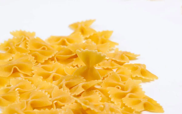 Pasta Italiana Farfalle Pasta Archi Sfondo Bianco — Foto Stock