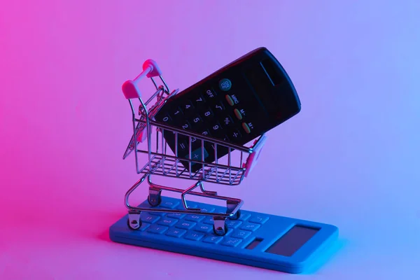 Carro Compras Con Calculadoras Luz Neón Moda Gradiente Rosa Azul —  Fotos de Stock