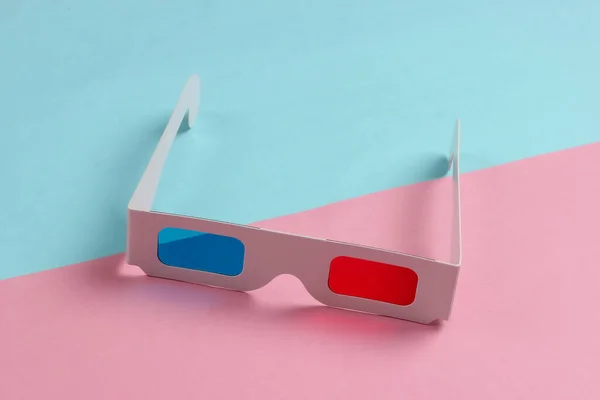 Stereoskopik Tek Kullanımlık Kağıt Gözlükler Mavi Pembe Arka Planda Üst — Stok fotoğraf