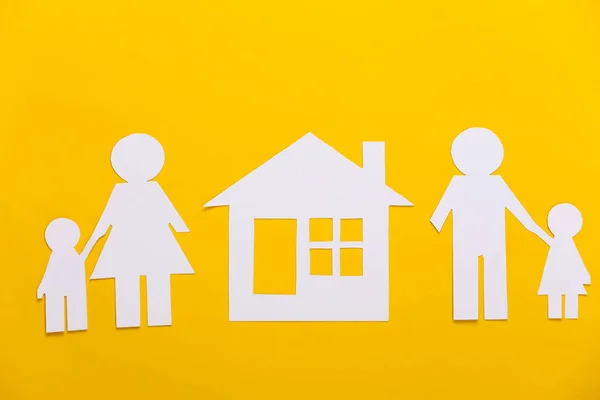 Broken Family Divorce Property Division Split Paper Family House Yellow — Stock Photo, Image