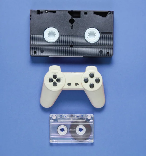 Pop Culture Attributes Audio Cassette Retro Gamepad Video Tape Blue — Stock Photo, Image