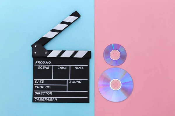 Filmklappbrett Und Auf Rosa Blauem Hintergrund Kinobranche Unterhaltung Ansicht Von — Stockfoto