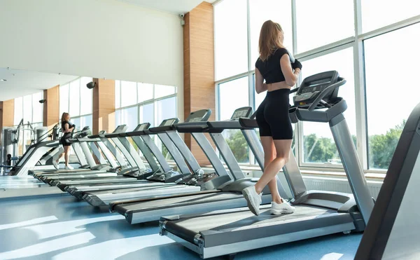 Beautiful Sexy Athletic Woman Running Treadmill Gym — Stock Photo, Image