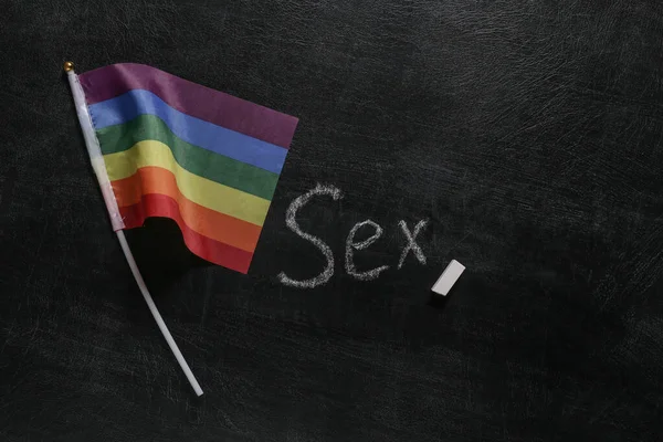 Lgbt Regenboog Vlag Woord Seks Krijt Hand Getrokken Schoolbord — Stockfoto