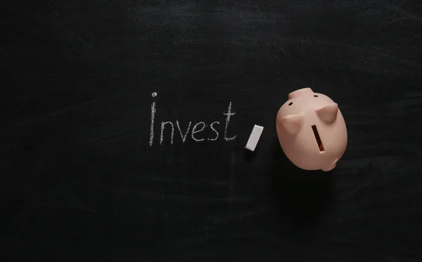 Word Invest Chalk Hand Drawn Blackboard Piggy Bank — Stock Photo, Image