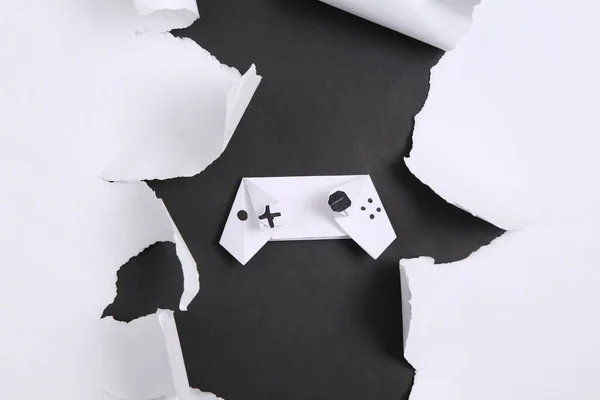 Origami Gamepad Fundo Preto Com Papel Rasgado Branco Arte Conceitual — Fotografia de Stock