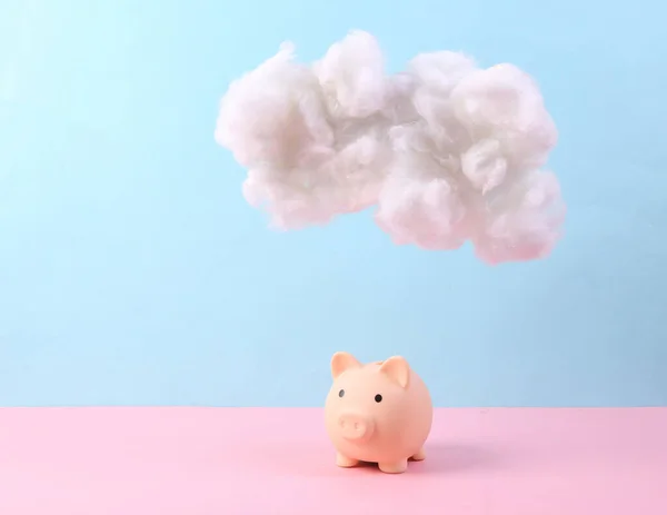 Piggy Τράπεζα Σύννεφο Παστέλ Ροζ Φόντο Επένδυση Πίστωση Δημιουργική Ιδέα — Φωτογραφία Αρχείου