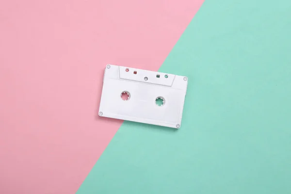 Diseño Música Creativa Casete Audio Retro Blanco Sobre Fondo Rosa — Foto de Stock
