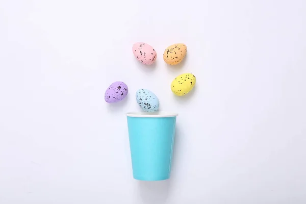 Easter Composition Cardboard Cup Colored Easter Eggs White Background — Stock Photo, Image