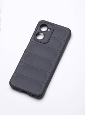 Beyaz arkaplanda akıllı telefon için silikon koruyucu çanta