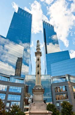 New York manzarası ve insanlar