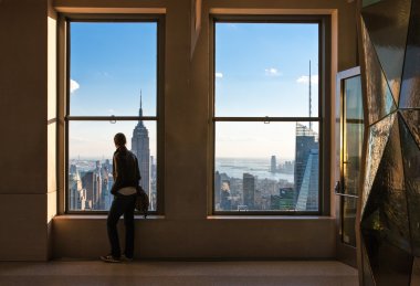 New York manzarası ve insanlar