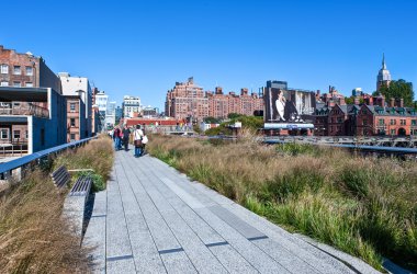 New York manzarası ve insanlar