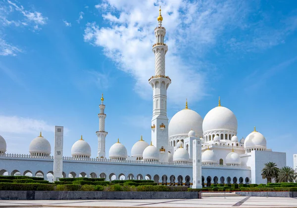Abu Dhabi Egyesült Arab Emírségek Sheick Zayed Grand Mosque Kívülről — Stock Fotó