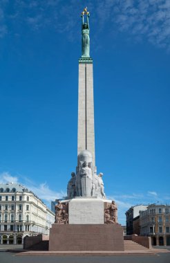 Riga, Letonya, Özgürlük Anıtı 'nın manzarası