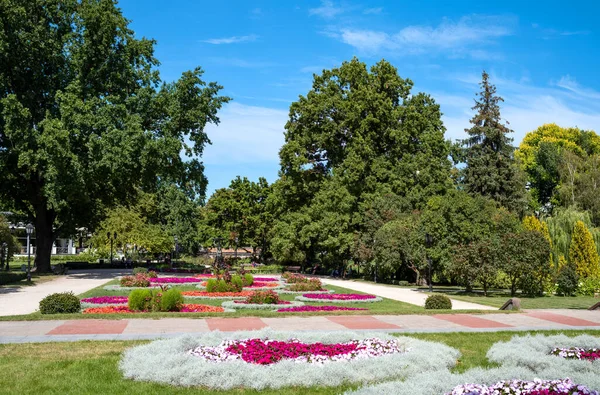 Riga Letonia Los Jardines Ópera Nacional Letonia — Foto de Stock