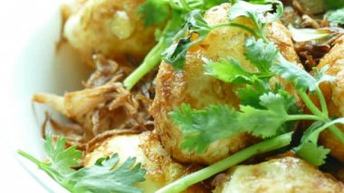 Fried tatlı yumurta