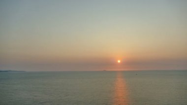 Plaj ve deniz on Sunset