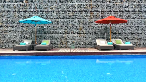 Piscina in hotel — Video Stock