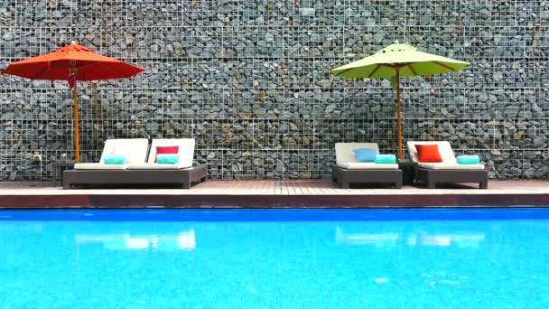 piscine à l'hôtel