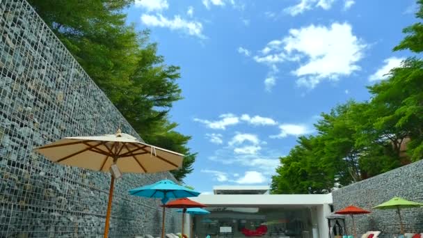 Piscina en el hotel — Vídeos de Stock