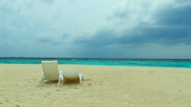 Deniz ve plajlı güverte sandalyeleri