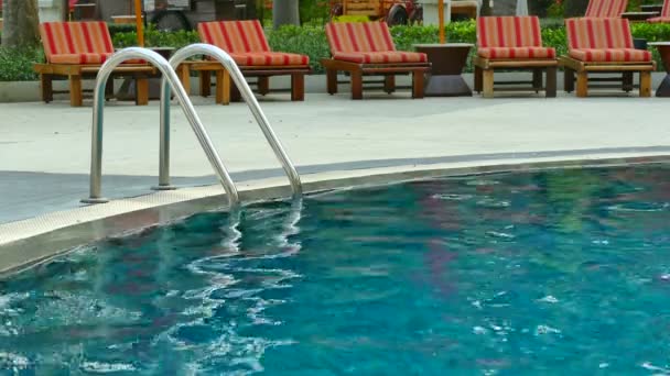 piscine à l'hôtel