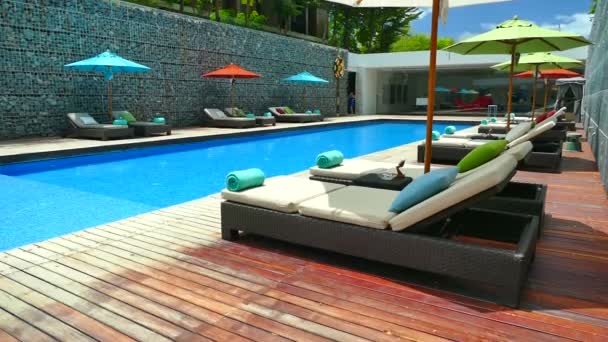piscine à l'hôtel