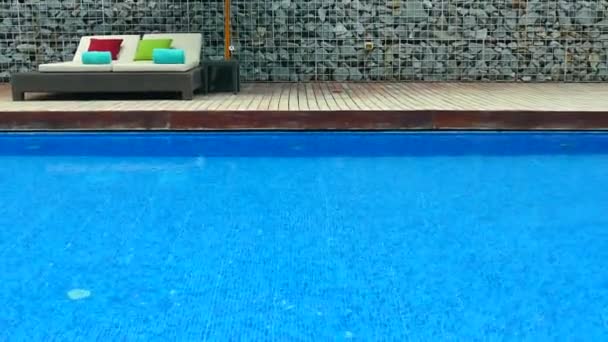 Swimming pool in hotel — Stock Video