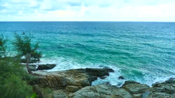 海と美しいモルディブの島 — ストック動画