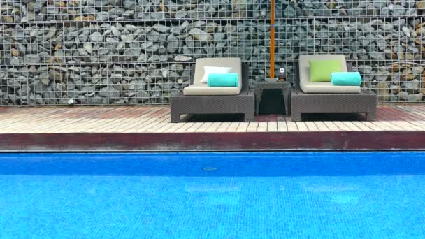 Piscina in hotel — Video Stock