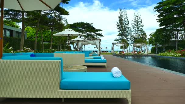 piscine à l'hôtel