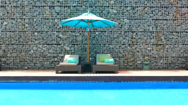 piscine à l'hôtel