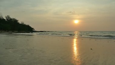 Plaj ve deniz on Sunset