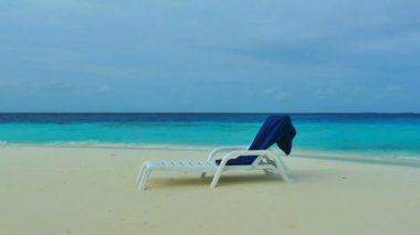 Deniz ve plaj şezlong