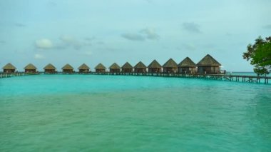 Güzel Maldivler ada okyanus ile