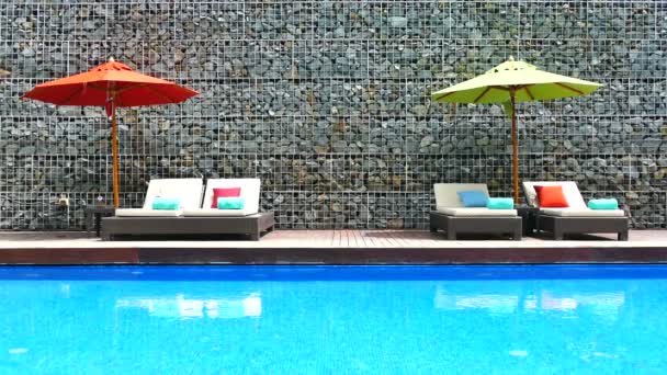 Piscina in hotel — Video Stock