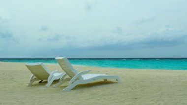 Deniz ve plajlı güverte sandalyeleri