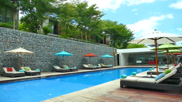 piscine à l'hôtel