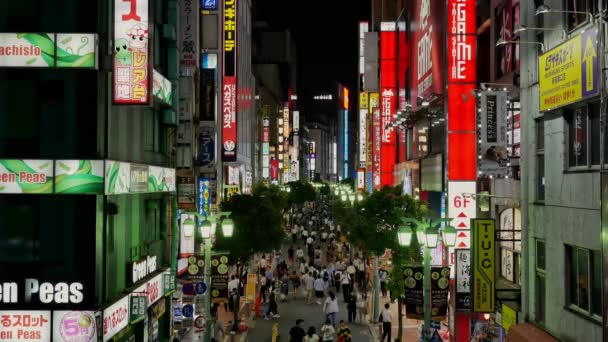 Tokyo Japan Juli 2018 Veel Mensen Lopen Kabukicho Shinjuku Gebied — Stockvideo
