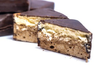 Kurabiye beyaz arka planda izole edilmiş. Tatlı bisküviler. 