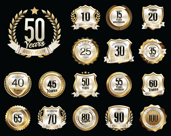 Set de Placas de Aniversario de Oro. Conjunto de Signos de Aniversario de Oro . — Archivo Imágenes Vectoriales