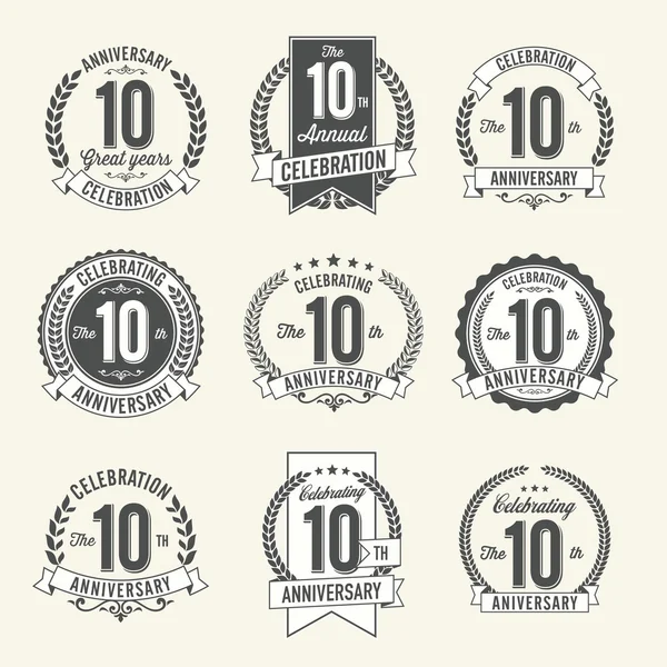 Set of Vintage Anniversary Badges 10th Year Celebration. Black and White. — Stock Vector