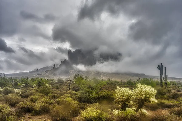 Superstition Mountain Dans Désert Sonoran Près Phoenix Arizona — Photo