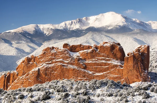 Pike 's Peak e The Gardern of the Gods — Fotografia de Stock