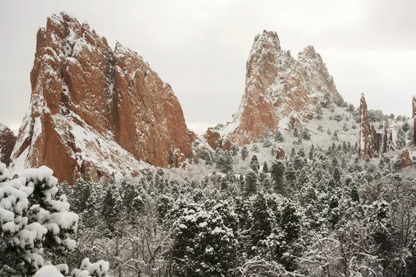 Neve no Jardim dos Deuses — Fotografia de Stock