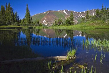 Cennet bölmek Crested Butte, Co yakınındaki dağ gölette