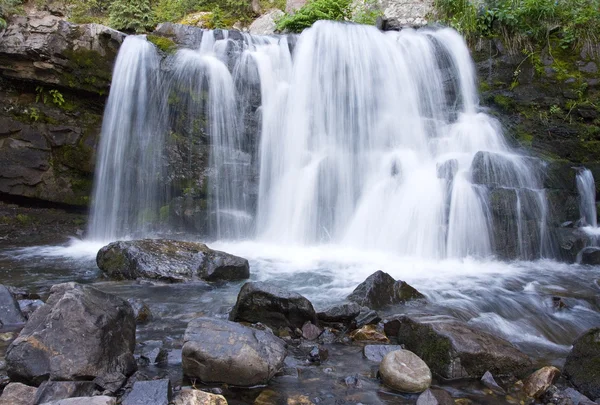 Berg waterval in Cololrado — Stockfoto